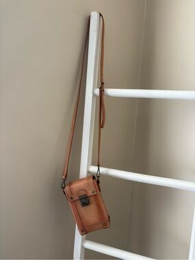 Cross body bag